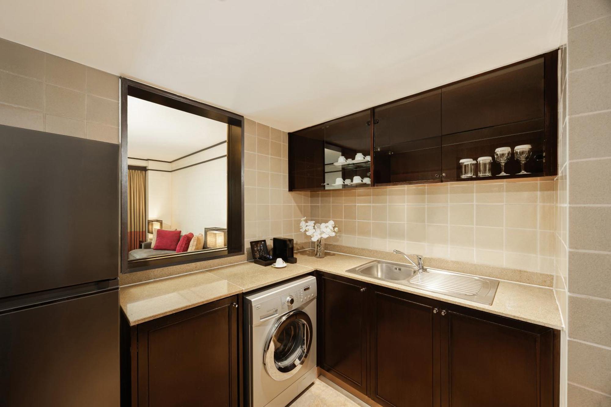 Conrad Bangkok Residences Banguecoque Exterior foto